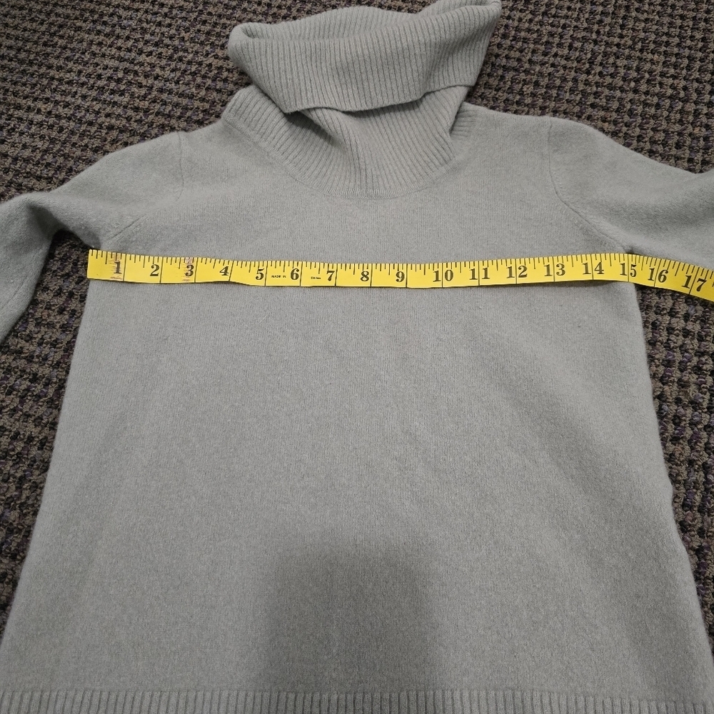 Girl's Turtleneck Sweater 90% Wool 10% Cashmere - Picture 7 of 8